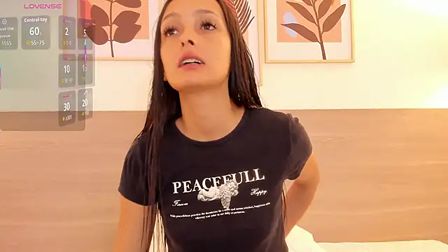 Snapshot of nataliiiiia chatting on 14, 11, 2025 nataliiiiia online show from 14, 11, 2025