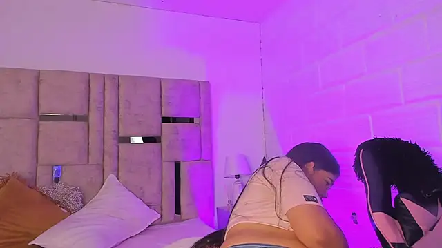 EmmaBecket2 online show from 23, 10, 2025