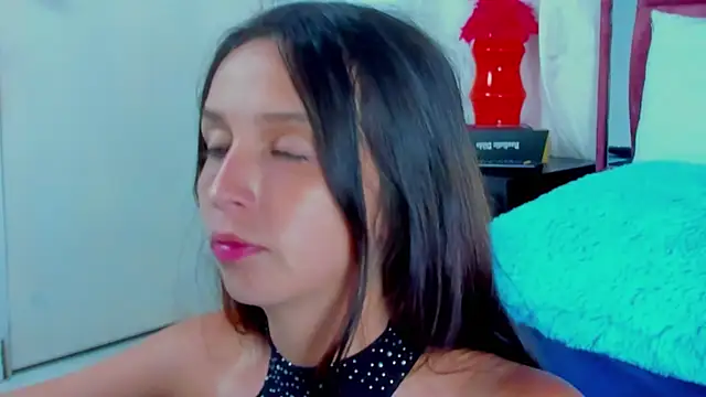 lucy cooper01 online show from 14, 12, 2024