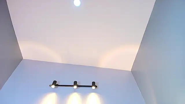 Annie9  online show from 26, 10, 2025