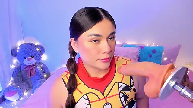 Snapshot of Isa_belaa chatting on 8, 3, 2025 Isa belaa online show from 8, 3, 2025