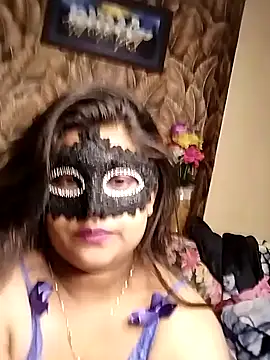 Snapshot of Hottyalia chatting on 9, 12, 2024 Hottyalia online show from 9, 12, 2024