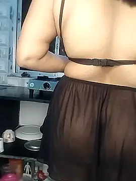 Snapshot of Hottyalia chatting on 22, 2, 2025 Hottyalia online show from 22, 2, 2025