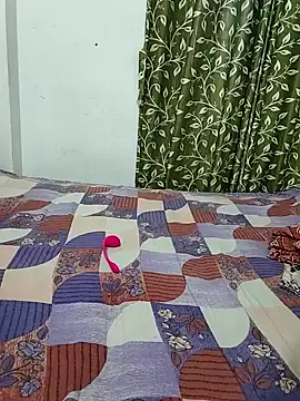 Snapshot of Hottyalia chatting on 28, 9, 2025 Hottyalia online show from 28, 9, 2025