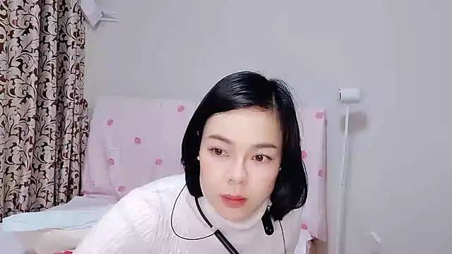 Linda-LL online show from 6, 3, 2025