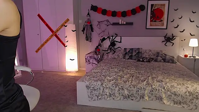 Snapshot of Fay_Dunaway chatting on 27, 10, 2025 Fay Dunaway online show from 27, 10, 2025