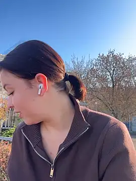 KikiWatson online show from 17, 11, 2025