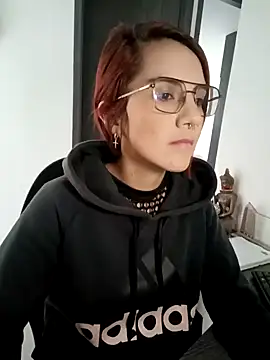 your red rose  online show from 13, 1, 2025