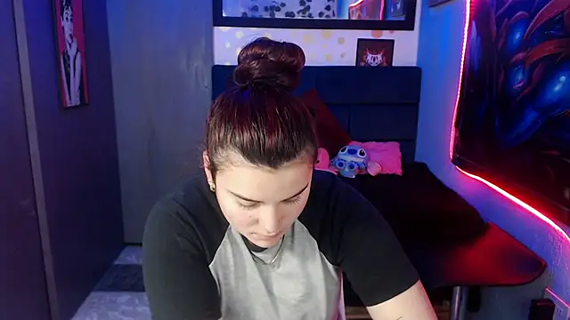 Nika 1  online show from 24, 1, 2025