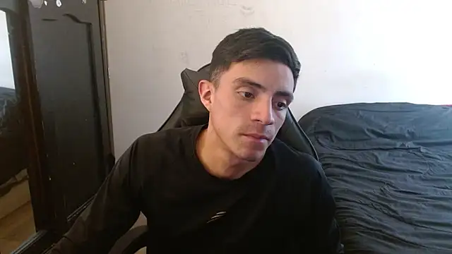 Snapshot of kv___xxx_ chatting on 26, 9, 2025 kv   xxx  online show from 26, 9, 2025