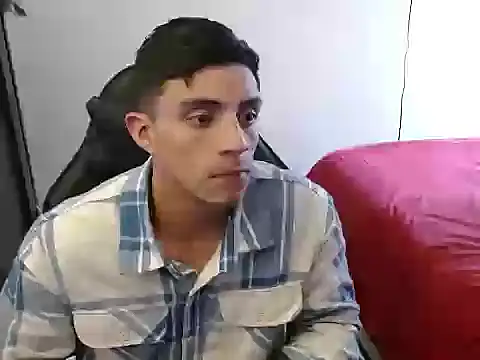 Snapshot of kv___xxx_ chatting on 16, 10, 2025 kv   xxx  online show from 16, 10, 2025