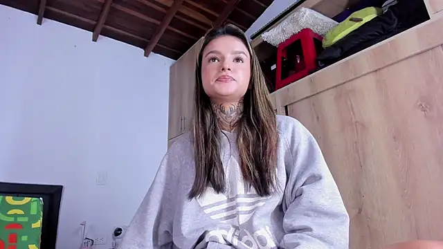 medussa13  online show from 22, 9, 2025