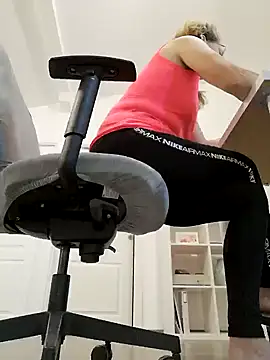 uber babe online show from 4, 2, 2025