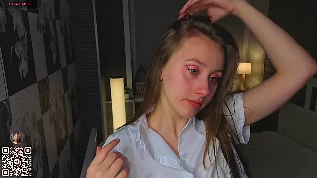 Snapshot of EthalBuffkin chatting on 7, 11, 2025 EthalBuffkin online show from 7, 11, 2025