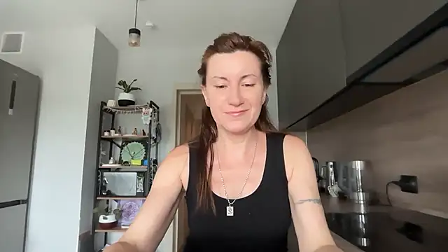 Snapshot of jainesummer chatting on 9, 7, 2026 jainesummer online show from 9, 7, 2026