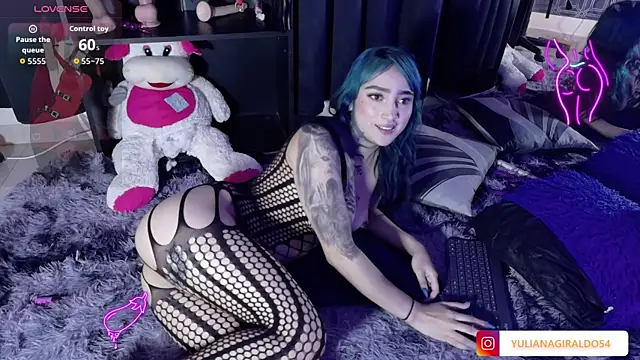 yulianademond66 online show from 28, 3, 2026