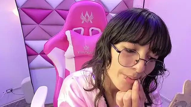 Snapshot of Danny_Face chatting on 7, 2, 2026 Danny Face online show from 7, 2, 2026