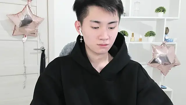 Snapshot of Miram_Yu chatting on 6, 12, 2024 Miram Yu online show from 6, 12, 2024