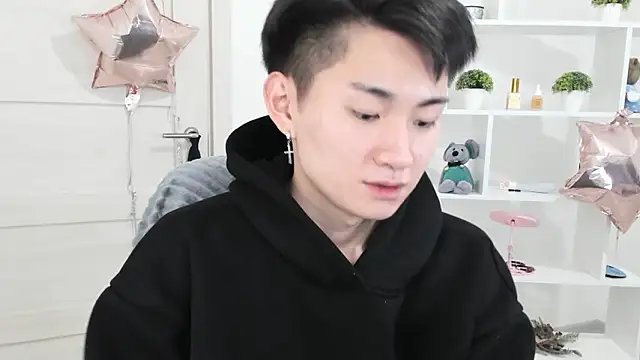 Snapshot of Miram_Yu chatting on 7, 12, 2024 Miram Yu online show from 7, 12, 2024