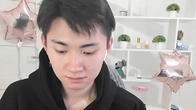 Snapshot of Miram_Yu chatting on 10, 12, 2024 Miram Yu online show from 10, 12, 2024