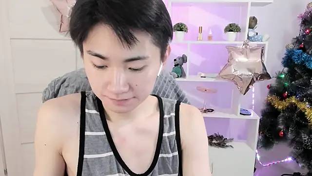 Snapshot of Miram_Yu chatting on 24, 12, 2024 Miram Yu online show from 24, 12, 2024