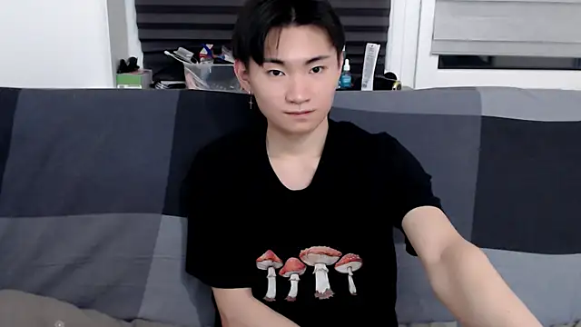 Snapshot of Miram_Yu chatting on 17, 1, 2025 Miram Yu online show from 17, 1, 2025