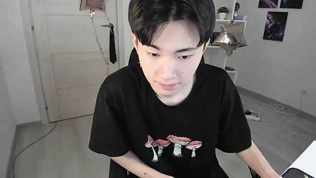 Snapshot of Miram_Yu chatting on 22, 1, 2025 Miram Yu online show from 22, 1, 2025