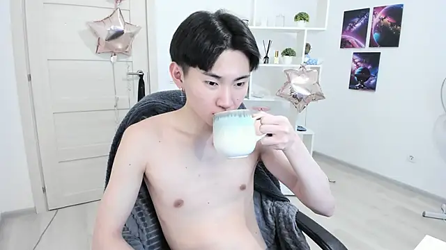 Snapshot of Miram_Yu chatting on 28, 2, 2025 Miram Yu online show from 28, 2, 2025