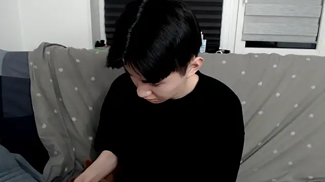 Snapshot of Miram_Yu chatting on 2, 3, 2025 Miram Yu online show from 2, 3, 2025