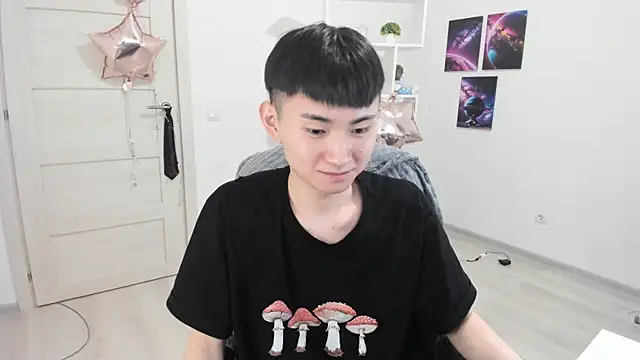 Snapshot of Miram_Yu chatting on 15, 3, 2025 Miram Yu online show from 15, 3, 2025