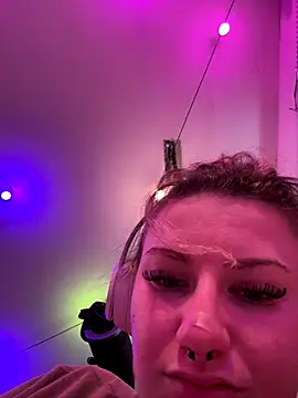 Snapshot of sluttysmiley chatting on 3, 12, 2025 sluttysmiley online show from 3, 12, 2025