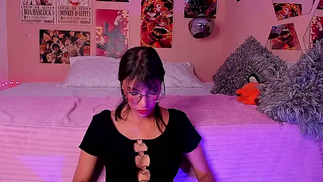 Luna-Chann online show from 11, 3, 2025