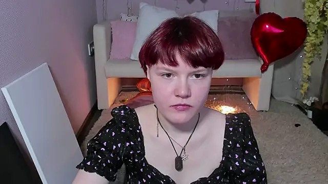 DreamyLuna online show from 13, 2, 2025