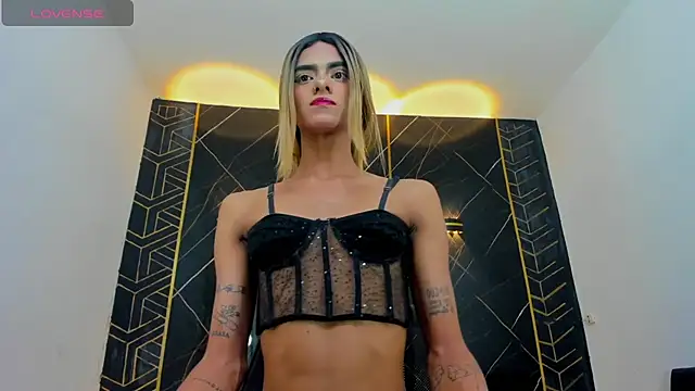 Isabella stanford2 online show from 13, 1, 2025