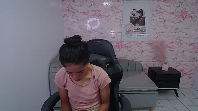 stephania t online show from 31, 1, 2025