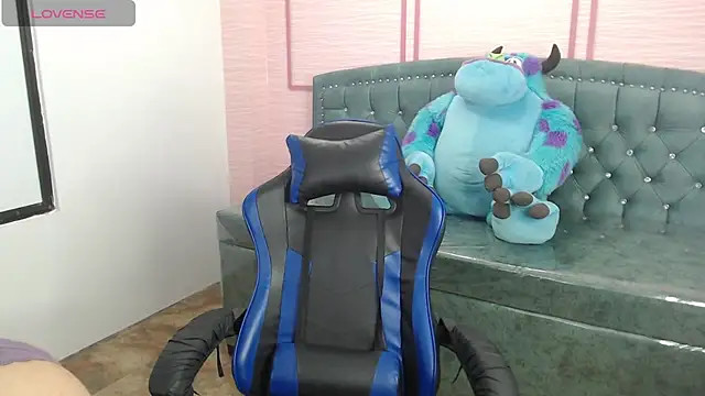 stephania t online show from 7, 2, 2025