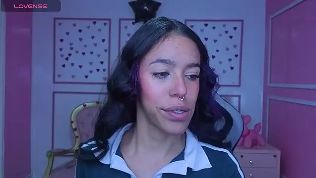 stephania t online show from 4, 11, 2025