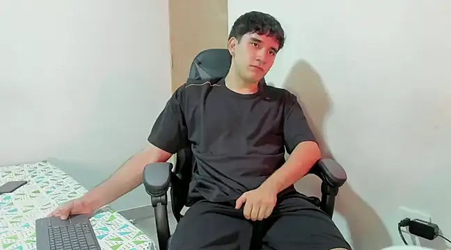 leo030809 online show from 5, 12, 2024