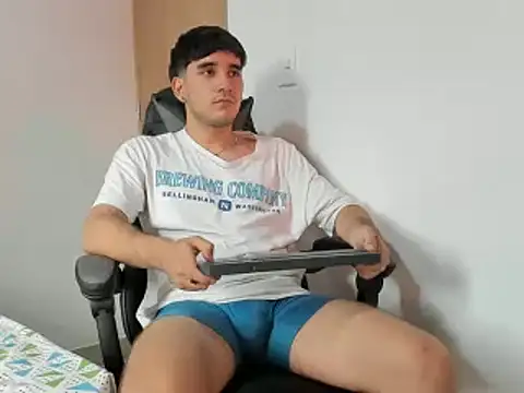 leo030809 online show from 10, 1, 2025