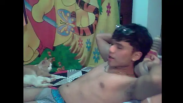 Snapshot of Baby_Cream chatting on 4, 12, 2024 Baby Cream online show from 4, 12, 2024