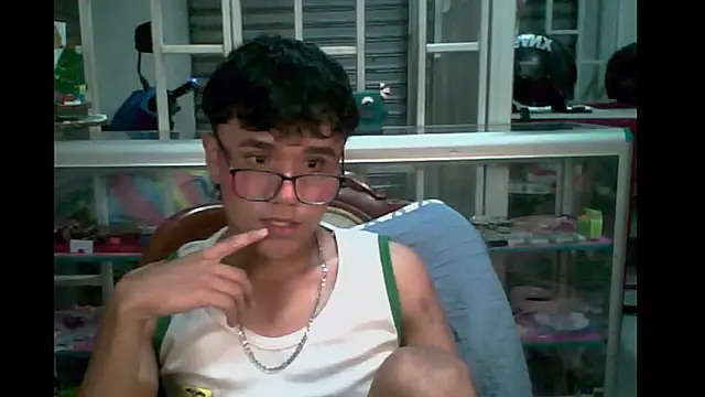 Snapshot of Baby_Cream chatting on 13, 12, 2024 Baby Cream online show from 13, 12, 2024