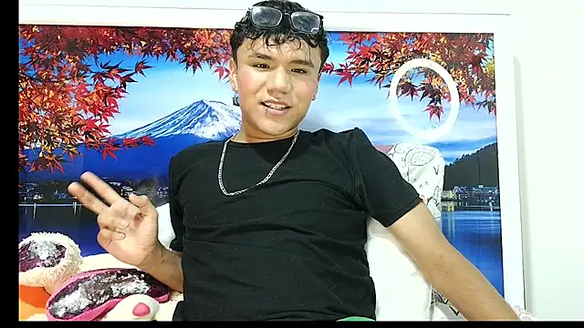 Snapshot of Baby_Cream chatting on 15, 12, 2024 Baby Cream online show from 15, 12, 2024