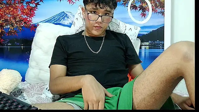 Snapshot of Baby_Cream chatting on 15, 12, 2024 Baby Cream online show from 15, 12, 2024