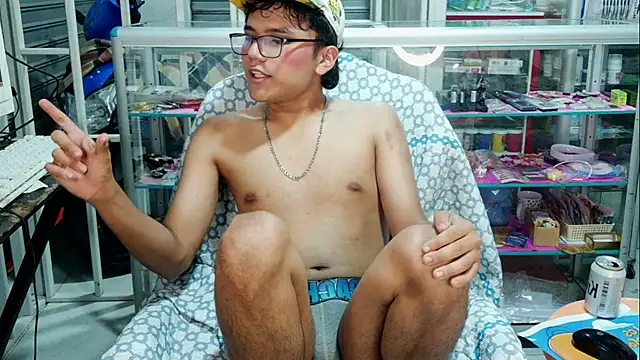 Snapshot of Baby_Cream chatting on 4, 1, 2025 Baby Cream online show from 4, 1, 2025