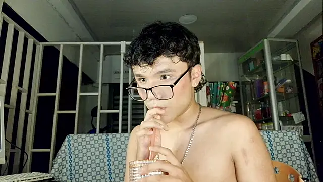 Snapshot of Baby_Cream chatting on 7, 1, 2025 Baby Cream online show from 7, 1, 2025