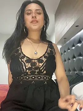 Snapshot of Effyvice13 chatting on 15, 9, 2025 Effyvice13 online show from 15, 9, 2025