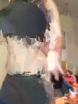 Snapshot of Effyvice13 chatting on 18, 9, 2025 Effyvice13 online show from 18, 9, 2025