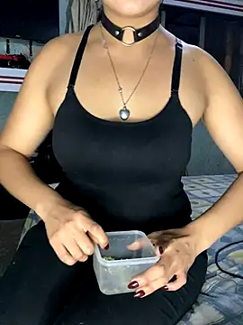 Snapshot of Effyvice13 chatting on 27, 9, 2025 Effyvice13 online show from 27, 9, 2025