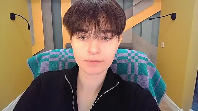 EmiliaYours online show from 22, 3, 2025