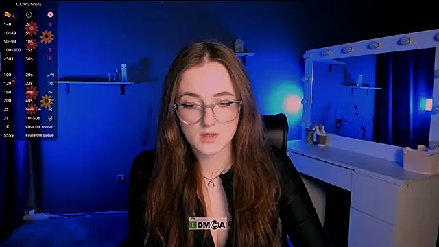 Snapshot of luna_berryy chatting on 14, 3, 2025 luna berryy online show from 14, 3, 2025